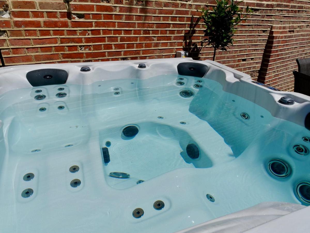 Luxury 9 Bed Manor House Hot Tub Cinema Room Skytv Сафрон-Волден Екстер'єр фото